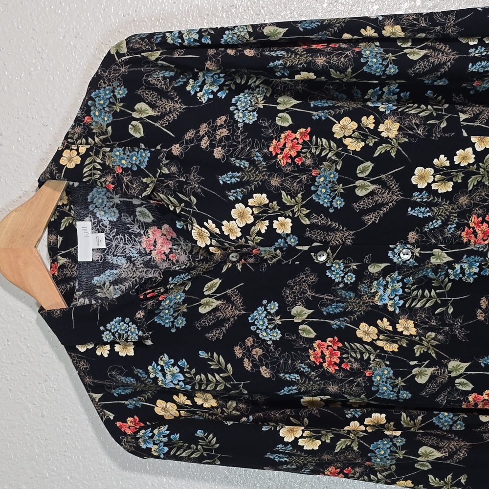 J Jill Floral Black Women's Top - Picture 2 of 8